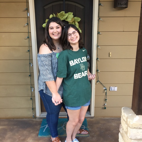 Meet your Poshers - Patricia, Meghan, and Hannah - Picture 2 of 2